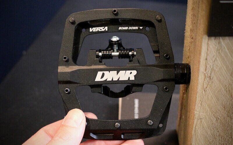 Педалі DMR Versa pedal extrusion CNC, Чорний DMR-VERSA-K фото у BIKE MARKET