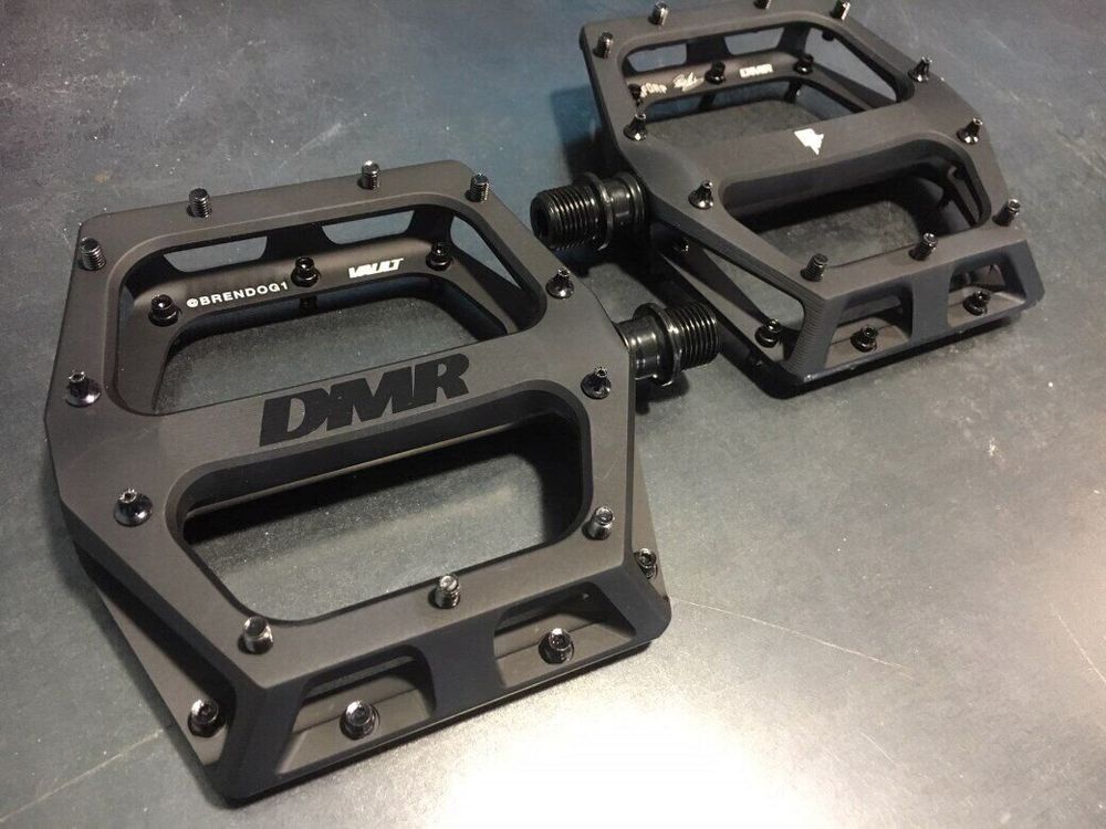 Педалі DMR Vault Brandog signature pedal DMR-VAULT-K2-BREN фото у BIKE MARKET