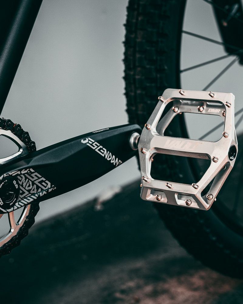 Педалі DMR Vault - Full Silver DMR-VAULT-S2 фото у BIKE MARKET